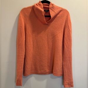 Privé Cashmere V-Neck Sweater Size Large